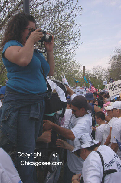 Woman photographer, Chicago, May 1, 2007