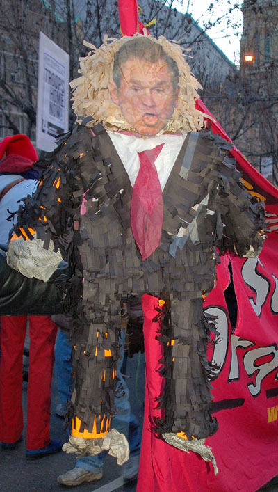 Bush caricature puppet at Chicago demonstration, 2007