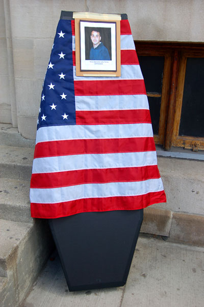 mock coffin of US soldier used in Chicago demonstration, March 17, 2007