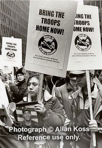 Hispanic Iraq war protest in Chicago