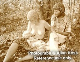 Breastfeeding mother, Hippie couple