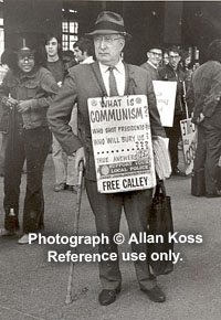 Anti-communist protester on Chicago streets