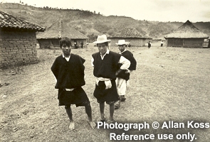 Tenejapa men, traditional costume