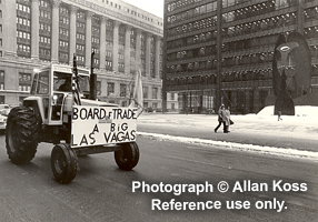 Tractor protester around Daley plaza, Chicago